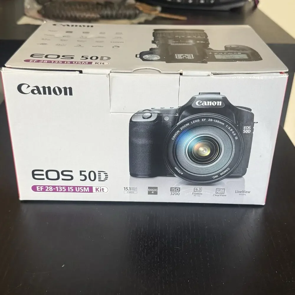 Canon EOS 50D 15.1MP DSLR Camera - Black (Kit with EF 28-135mm f/3.5-5.6 IS USM)